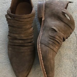 Mi.iM Free Soul ankle booties